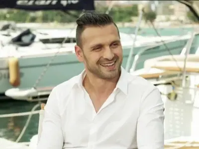 Сано се връща на музикалната сцена с нова песен