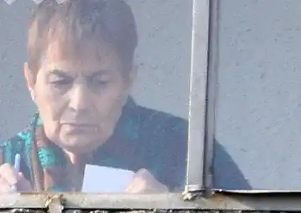 Сестрата на Лили Иванова прикована в инвалидна количка (Магда едва не загина, блъсната от бус)