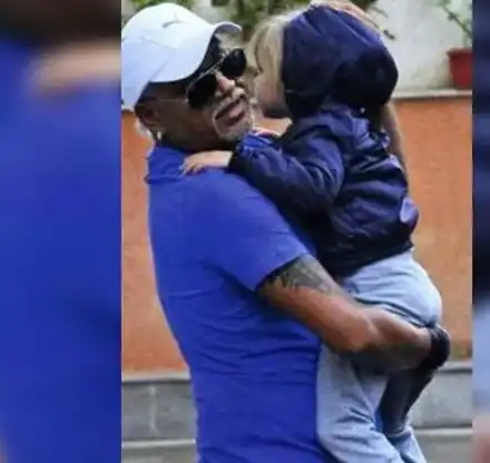 Щерката на Азис - ученичка за пример