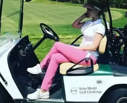 Тоца се закачи за нов бизнесмен (Снимки)