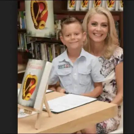 Венета Райкова не помага на сина си в училище