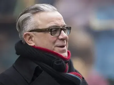 Владо Пенев отслабна и се татуира на стари години