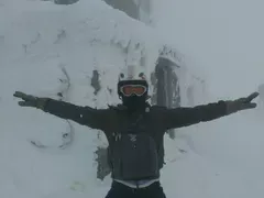 Бившата на Радев покори Черни връх