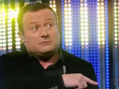 Орязаха Раков с половин заплата! Гала изпусна самолета заради шопинг, закъсня за ефир