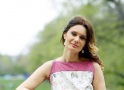 Добрина Чешмеджиева сложи тънки прашки под прозрачна рокля