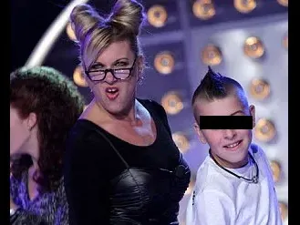 Албена Михова говори с духове! Заснела е 16 клипа в стара къща, които ясно показват необяснимите енергии