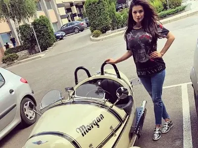 Бременната Преслава качила само 6 кила, не спира да пази диети по време на бременността (Павел я смазва с ревност)