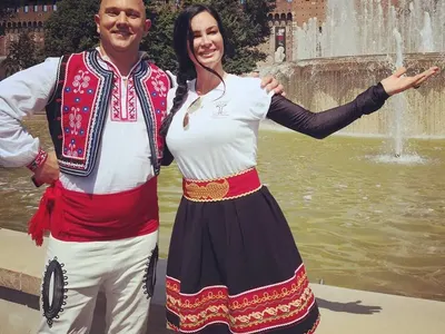 Цеци Красимирова тропа хоро в Милано