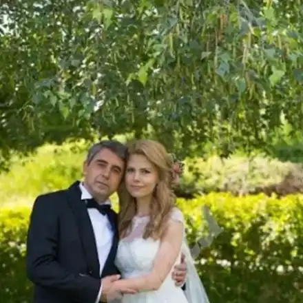 Деси Банова: Щастлива съм като госпожа Плевнелиева