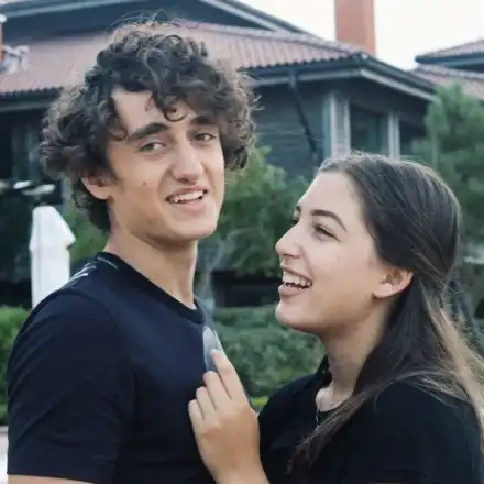 Доведеният син на Емилия се е снимал във филм преди трагедията (Подробности)