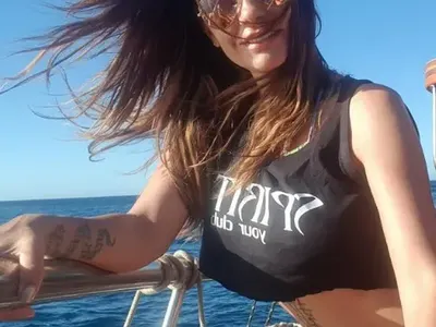 Фолк певици атакуваха топ плажовете! Вижте пищните им форми  (СНИМКИ)