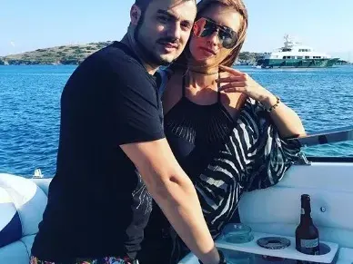 Фолк певици атакуваха топ плажовете! Вижте пищните им форми  (СНИМКИ)