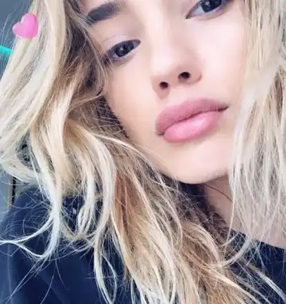 Гадже вдигнало на крака Кристин Илиева (Вижте защо моделката крие приятеля си)