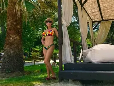 Илиана Раева се пусна без дрехи на 55!