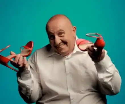 Жената на Шкумбата му сервира в луксозна „Тойота“ за 60 бона! София го глези вече цели 37 години