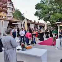 K2 Bar & Dinner с грандиозно откриване с Жана Бергендорф и DJ Doncho! Луиза Григорова и съпругът й Мартин Макариев наблюдаваха шоуто от първия ред