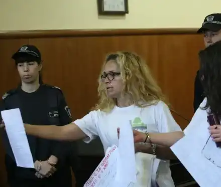 Кметицата на „Младост“ арестувана след креватна афера! Изоставен любовник я натопи за подкупа, стана защитен свидетел