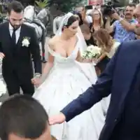 Лепа Брена ожени сина си за 400 000 евро! 100 бона отидоха само за музиканти