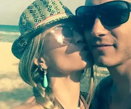 Лора Караджова: Не съм се върнала при бащата на дъщеря ми!