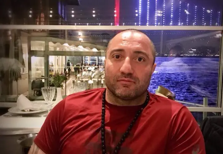 Митьо Очите помпа мускули, търси си ново гадже