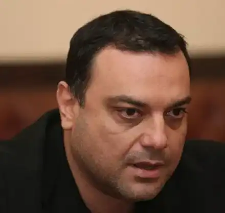 Московски заеква след смъртта на сина си! Транспортния министър ходи на логопед, за да преодолее стреса