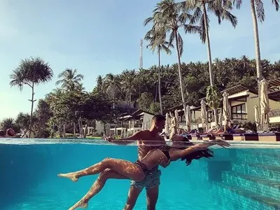 Национал глези Мис Футбол на Бали (Снимки от романтичната им почивка)