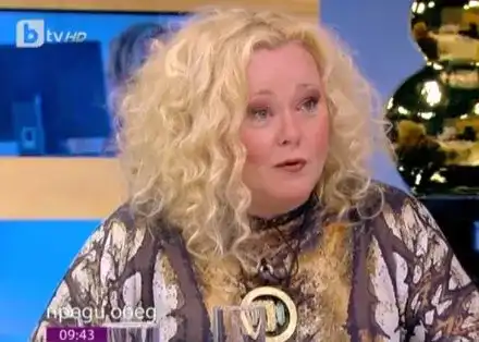 Наталия Симеонова напълня и подпухна жестоко от антидепресанти! Вече няма и следа от чара на някогашната Фея на любовта