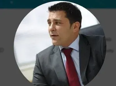 ПЪЛЕН СМЯХ! Антония Петрова с евтина сватба за 5 бона (Подробности)