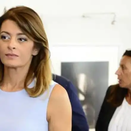 Първата дама скочи на „Капките”