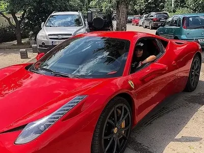 Павел изненада Преслава с ферари за 300 бона