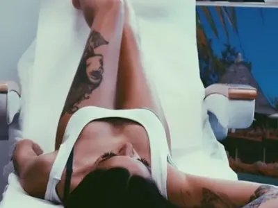 Рапърката Диона конкурира Гери-Никол и от модния подиум! Отслабна и вече се щрака предимно по бельо (СНИМКИ)