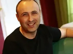 Руслан Мъйнов най-сетне е щастлив в любовта! Комикът се надява скоро да стане баща