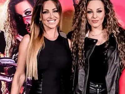 Щерката на Глория стана копие на майка си! Разликата е само в килограмите - фикс идея на Симона