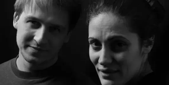 Станислав и Нора от „Скъпи наследници” чакат момиченце! Актьорите са заедно от 7 години, а истинаската им история се повтаря и в сериала