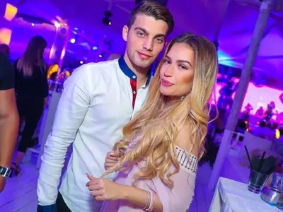 Тита със забрана за БЕБЕ! Ще я зареже ли гаджето й? (Подробности)