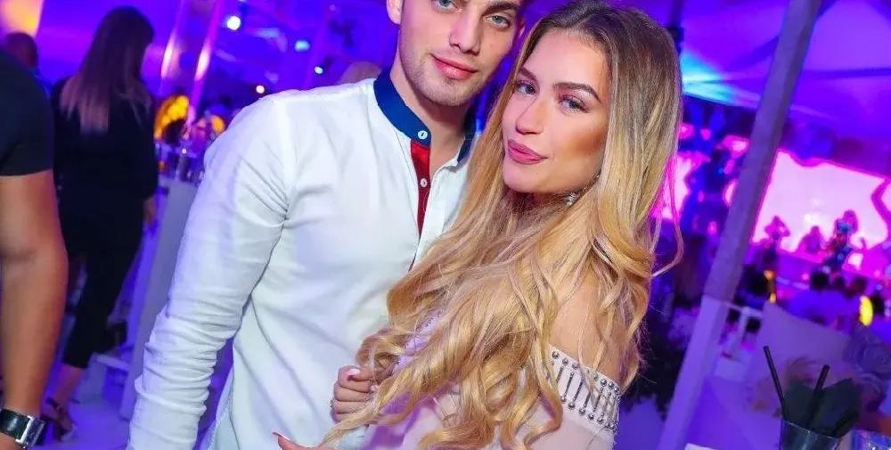 Тита със забрана за БЕБЕ! Ще я зареже ли гаджето й? (Подробности)