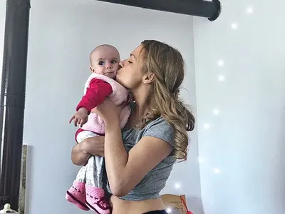 Анастасия твърдо решена да лиши бащата на детето си от родителски права