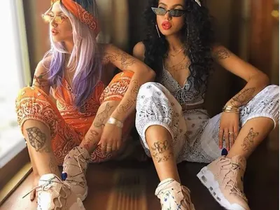 Близначките Алекс и Влади се татуираха от глава до пети