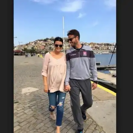 Д-р Стилянова дари Салпаров с наследник