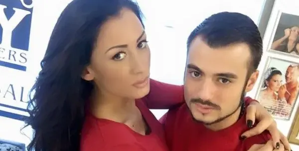 Джена залепена за мъжа си