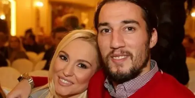 Елена Паришева: Никога няма да съм пак на сцената! Бих живяла с Ивелин и в колиба!