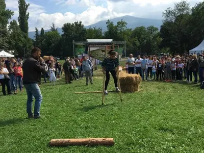 „Фермата” гостува в Банско с One Love Tour на 21 юли! Централният площад на града ще се превърне в арена за дуели от 10:00 ч.
