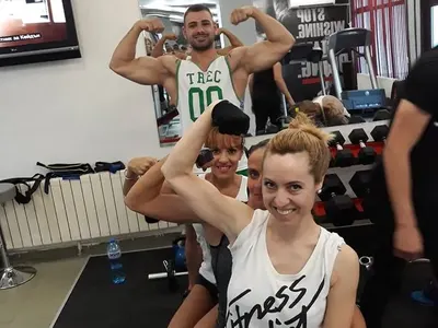 Фитнес инструкторът Илиян Найденов представя уникална за България програма в книгата си   „Детокс 2.0 – убиецът на мазнини“