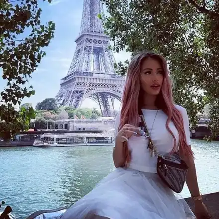 Гери-Никол слуша Бионсе в Париж