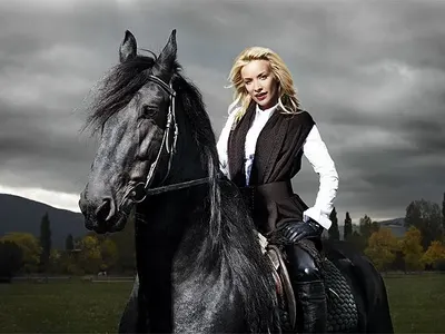 Яна Маринова язди всеки ден