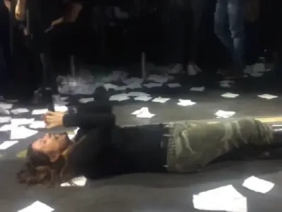 Кали: Пея легнала за шоу, не съм пияна!