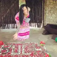 Любовник дядо заведе Цеци Красимирова на почивка в чужбина! Плаща по 15 000 лв за нощувка