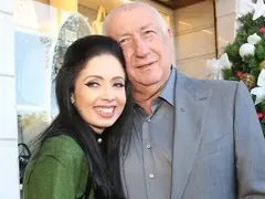 Майкъл Чорни вдига сватба на 66