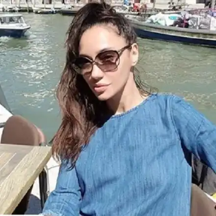 Мъжът на Мария Илиева стана детегледачка, вече няма време за свалки