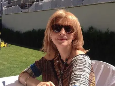 Миа Сантова напусна телевизията заради детето